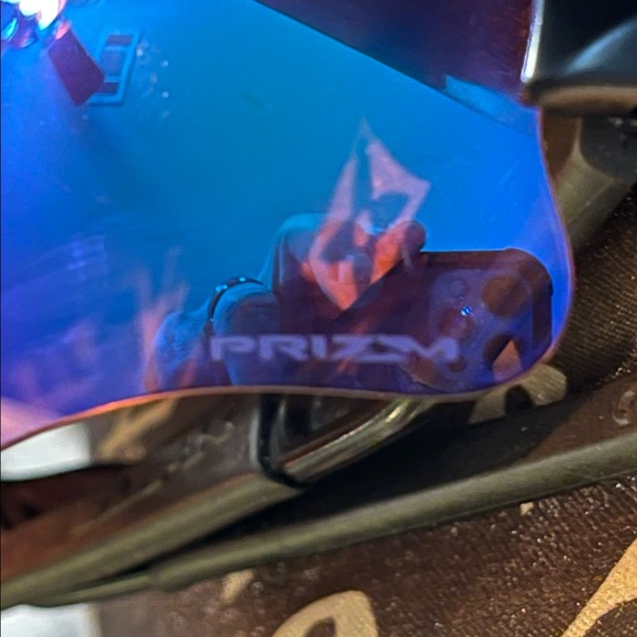 Polarized Oakley Flak Sunglasses w/ Case - Picture 10 of 16